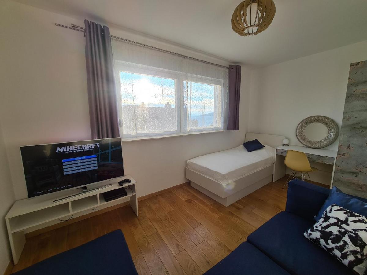 Mariposa Makarska 83M2 New Apartment With Garage Exterior photo