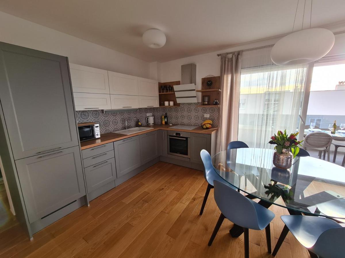 Mariposa Makarska 83M2 New Apartment With Garage Exterior photo